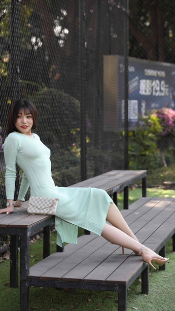 男女下面一进一出真爽视频今日上新